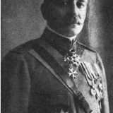 Il generale e medico Lorenzo, "eroe in camice bianco" durante la Prima guerra mondiale, promosse l�istituzione del Policlinico di Bari e favor�, con lasciti e donazioni, la costruzione di altre strutture sanitarie...